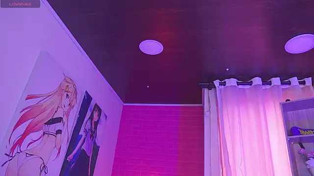  chloe moons  online show from September 23, 2025, 8:27 pm