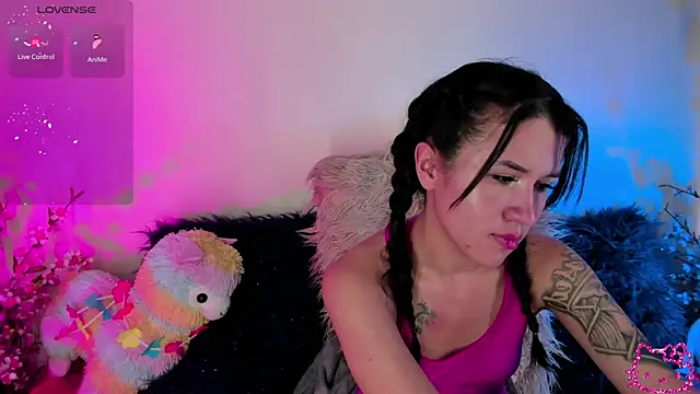  chloe moons  online show from September 22, 2025, 7:53 pm