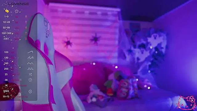  chloe moons  online show from October 10, 2025, 11:27 pm