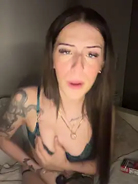 Snapshot of lisapeperoni chatting on October 14, 2025, 5:57 pm lisapeperoni online show from October 14, 2025, 5:57 pm