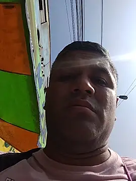 danigarci2307 online show from December 20, 2025, 2:09 pm