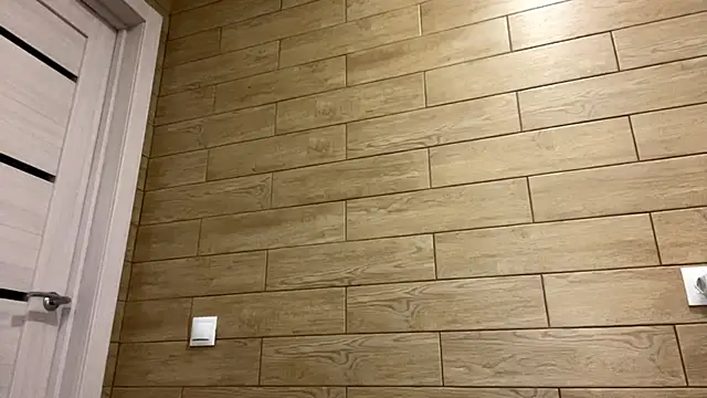 TianaWidell online show from September 24, 2025, 1:06 pm