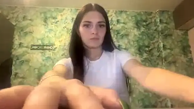 TianaWidell online show from September 15, 2025, 12:38 pm