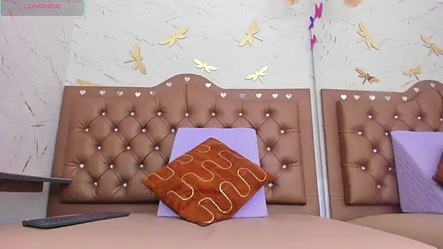 Zoe-Johnson  online show from September 27, 2025, 10:16 pm