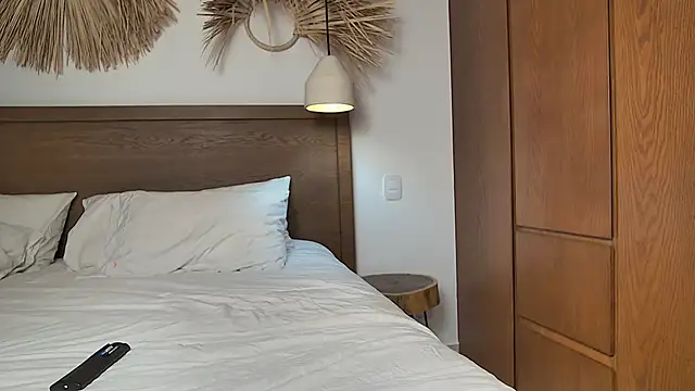 LunarAngel  online show from October 30, 2025, 4:00 am