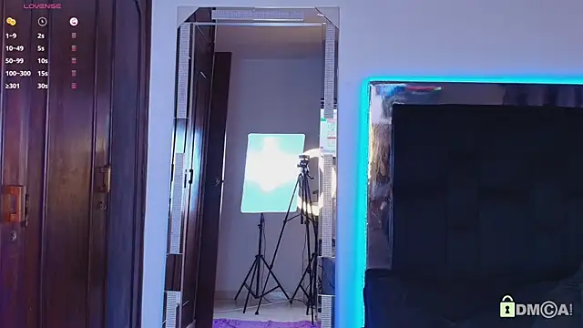 Snapshot of madisonwalkeeer chatting on March 31, 2026, 11:40 pm madisonwalkeeer online show from March 31, 2026, 11:40 pm