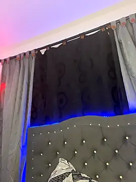 katy cutie  online show from October 24, 2025, 4:44 am