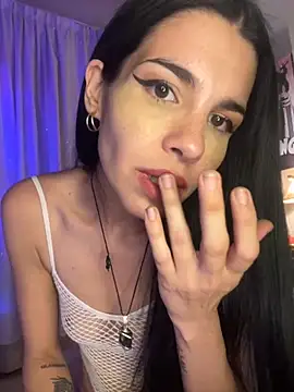 IaraStone online show from October 12, 2025, 4:03 am