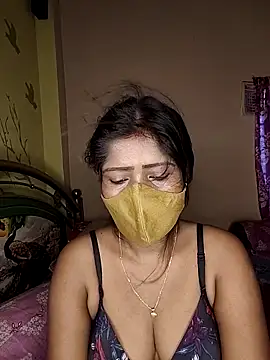 Snapshot of Love143A chatting on April 13, 2026, 3:43 am Love143A online show from April 13, 2026, 3:43 am