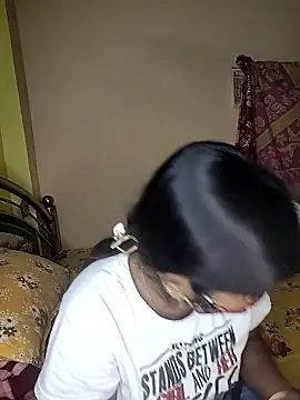 Snapshot of Love143A chatting on January 9, 2026, 10:55 am Love143A online show from January 9, 2026, 10:55 am