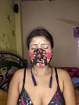 Snapshot of Love143A chatting on March 26, 2026, 4:11 am Love143A online show from March 26, 2026, 4:11 am