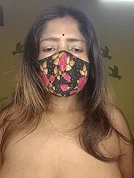 Snapshot of Love143A chatting on February 18, 2026, 4:10 am Love143A online show from February 18, 2026, 4:10 am