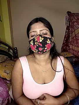 Snapshot of Love143A chatting on January 13, 2026, 9:02 am Love143A online show from January 13, 2026, 9:02 am