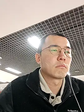 nnnnnan9527 online show from January 9, 2026, 1:56 am