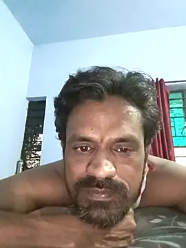 Snapshot of Mr_xxx007@xh chatting on March 31, 2026, 11:23 am Mr xxx007xh online show from March 31, 2026, 11:23 am