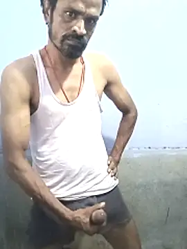 Snapshot of Mr_xxx007@xh chatting on April 23, 2026, 2:07 am Mr xxx007xh online show from April 23, 2026, 2:07 am