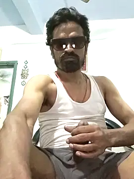 Snapshot of Mr_xxx007@xh chatting on April 30, 2026, 3:52 pm Mr xxx007xh online show from April 30, 2026, 3:52 pm