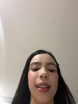 valentinagomez17 online show from February 21, 2026, 6:37 am