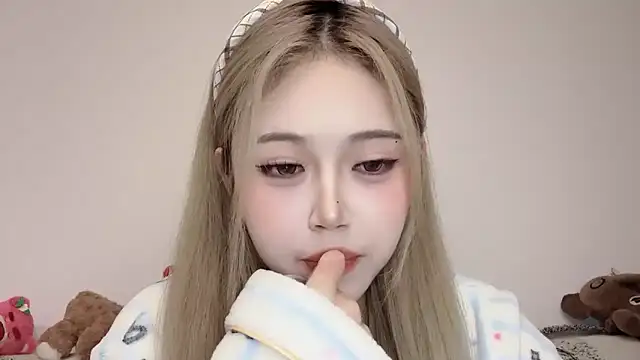 XingKongCOCO-107 online show from November 3, 2025, 12:20 pm