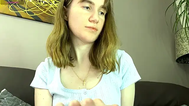 velina   online show from September 23, 2025, 7:10 pm