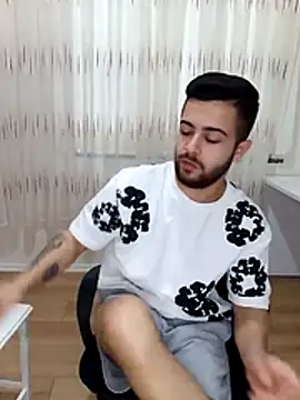 Ozi1910 online show from December 14, 2025, 2:00 pm