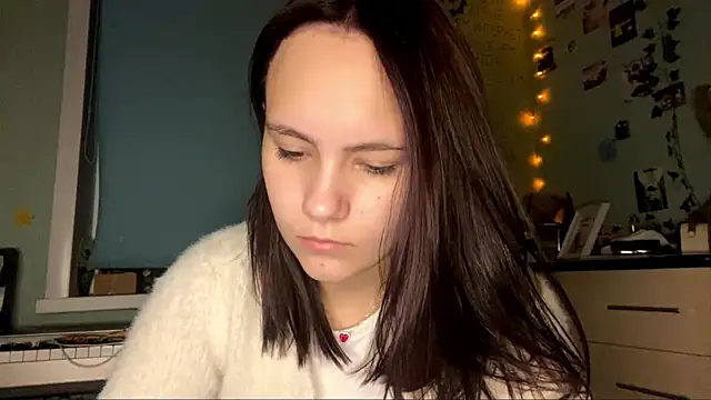 RayeBaj online show from October 8, 2025, 5:46 pm