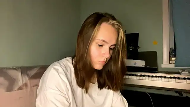 RayeBaj online show from September 21, 2025, 5:51 pm