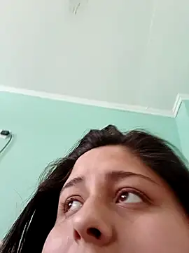 tudiablitalitabellaaa online show from September 27, 2025, 9:32 pm