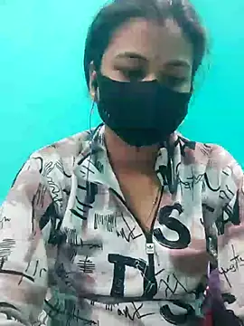 Snapshot of DivyaBhabhi69@xh chatting on January 18, 2026, 3:37 pm DivyaBhabhi69xh online show from January 18, 2026, 3:37 pm