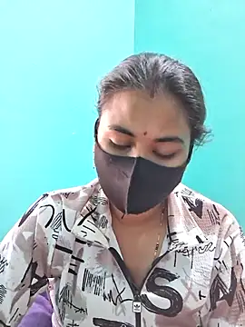 Snapshot of DivyaBhabhi69@xh chatting on March 1, 2026, 6:35 am DivyaBhabhi69xh online show from March 1, 2026, 6:35 am