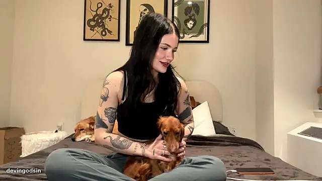 devingodsin online show from February 7, 2026, 1:35 am