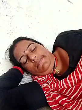 Snapshot of Suhani_hot12 chatting on October 8, 2025, 10:17 am Suhani hot12 online show from October 8, 2025, 10:17 am