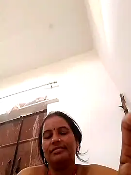 Snapshot of Suhani_hot12 chatting on October 4, 2025, 12:17 pm Suhani hot12 online show from October 4, 2025, 12:17 pm