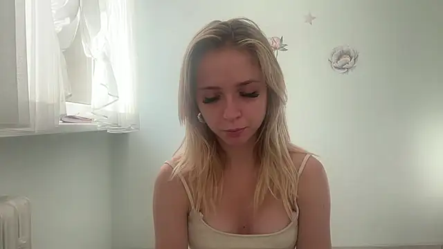 Snapshot of ClaudiaAmore chatting on September 15, 2025, 5:41 am ClaudiaAmore online show from September 15, 2025, 5:41 am