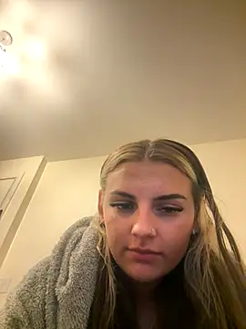 Summer21k online show from September 21, 2025, 9:09 pm