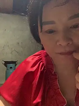 Snapshot of Star-sweet chatting on October 20, 2025, 11:27 pm Star-sweet online show from October 20, 2025, 11:27 pm