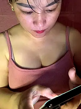 Snapshot of Star-sweet chatting on September 29, 2025, 8:10 am Star-sweet online show from September 29, 2025, 8:10 am