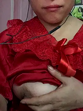 Snapshot of Star-sweet chatting on October 24, 2025, 11:42 am Star-sweet online show from October 24, 2025, 11:42 am