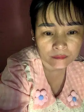 Snapshot of Star-sweet chatting on November 14, 2025, 4:21 pm Star-sweet online show from November 14, 2025, 4:21 pm