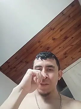 Snapshot of Eross_Santy chatting on July 12, 2026, 3:02 pm Eross Santy online show from July 12, 2026, 3:02 pm