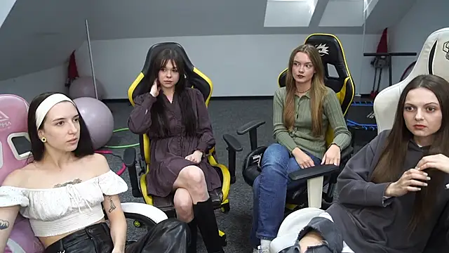  Lili 054 online show from September 25, 2025, 10:32 am