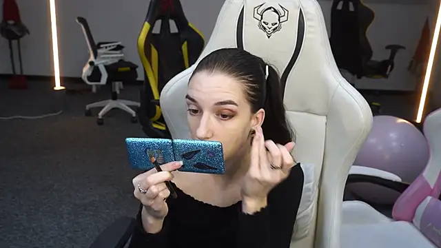  Lili 054 online show from October 4, 2025, 10:28 am