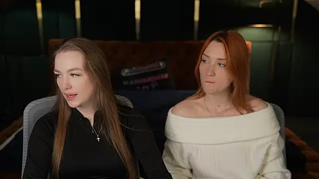 Ella 054 online show from November 27, 2025, 7:36 pm