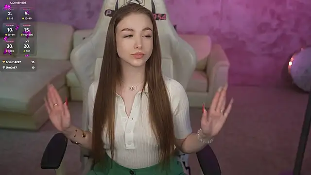 Ella 054 online show from April 17, 2026, 4:54 pm