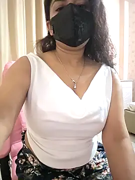 Snapshot of Jenny1401 chatting on February 25, 2026, 5:13 pm Jenny1401 online show from February 25, 2026, 5:13 pm