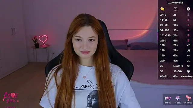 Snapshot of CuteAriel7 chatting on December 2, 2025, 5:47 pm CuteAriel7 online show from December 2, 2025, 5:47 pm