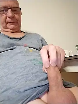 Snapshot of Zeigegeilehure chatting on December 16, 2025, 6:50 am Zeigegeilehure online show from December 16, 2025, 6:50 am