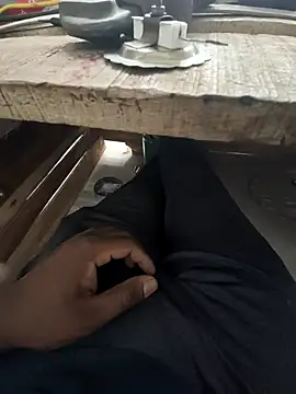 blackyporiki online show from September 16, 2025, 4:57 am