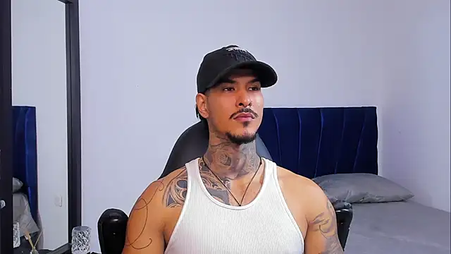 jiro kenji1 online show from September 25, 2025, 6:47 pm