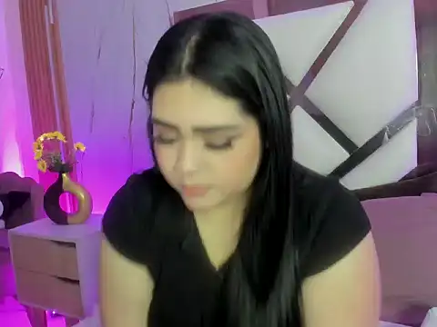 Snapshot of im_bunny__ chatting on February 18, 2026, 11:28 am im bunny online show from February 18, 2026, 11:28 am